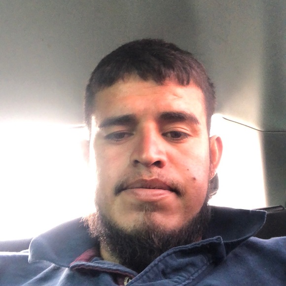 Meet your Posher, Juan - Picture 1 of 1